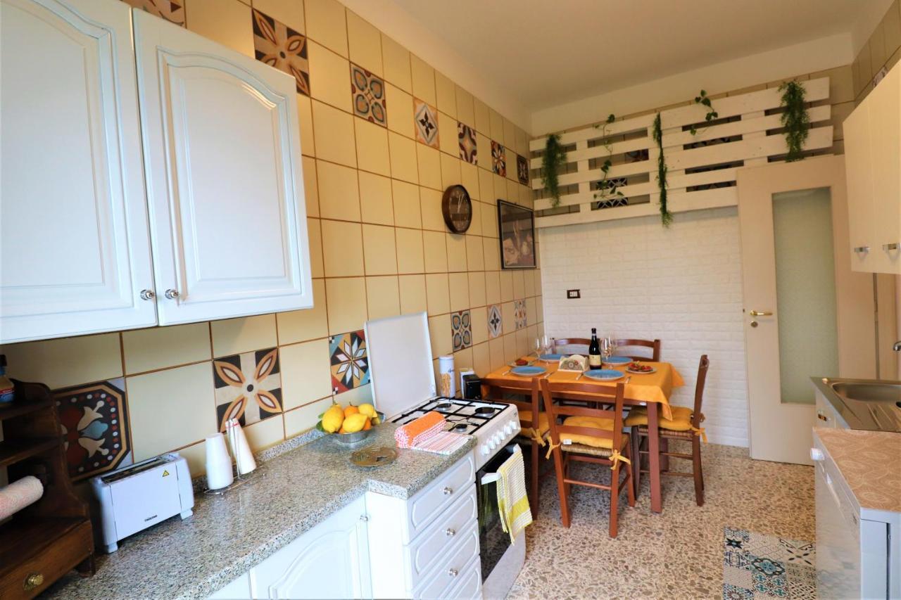 Appartamento Painter House Sant'Agnello Esterno foto