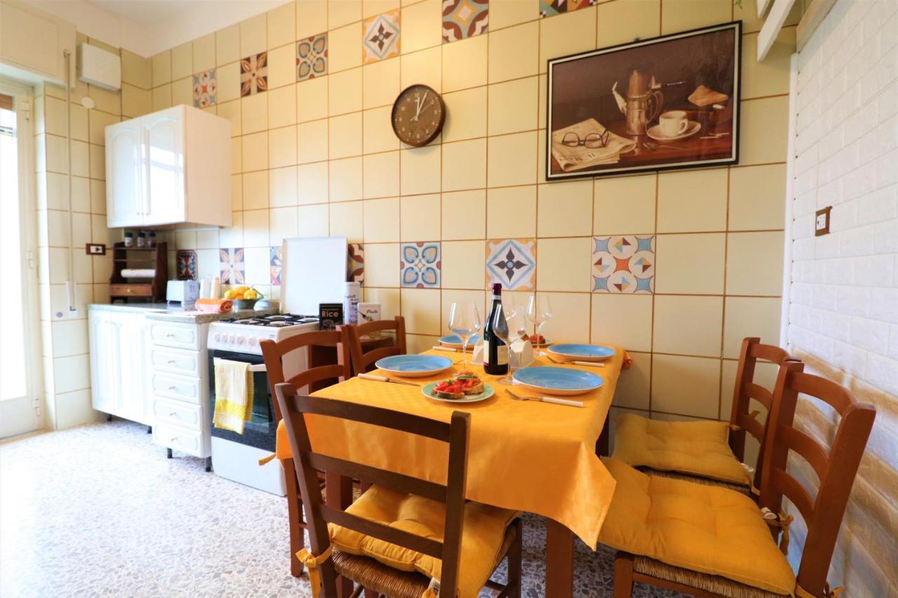 Appartamento Painter House Sant'Agnello Esterno foto